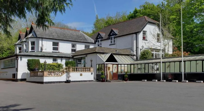Ashley Court Hotel - Image 1
