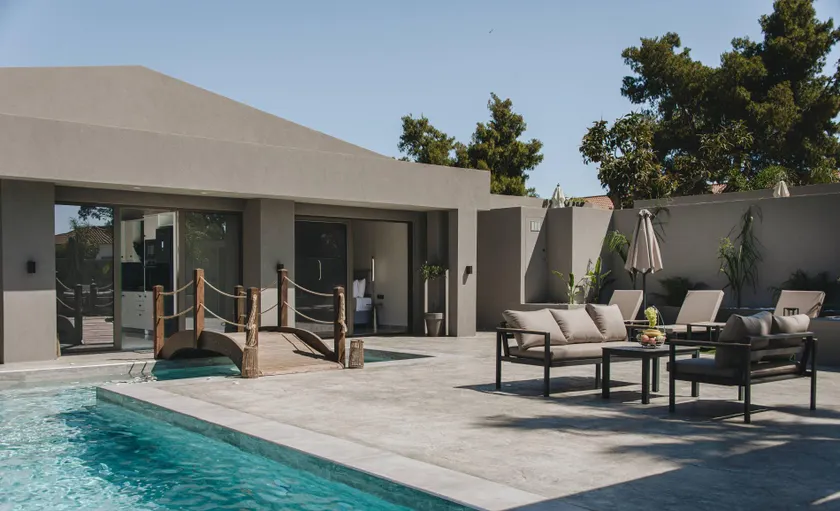 Mat Luxury Villa - Image 1