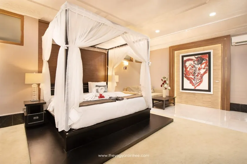 Raintree Boutique Villa & Gallery - Image 1