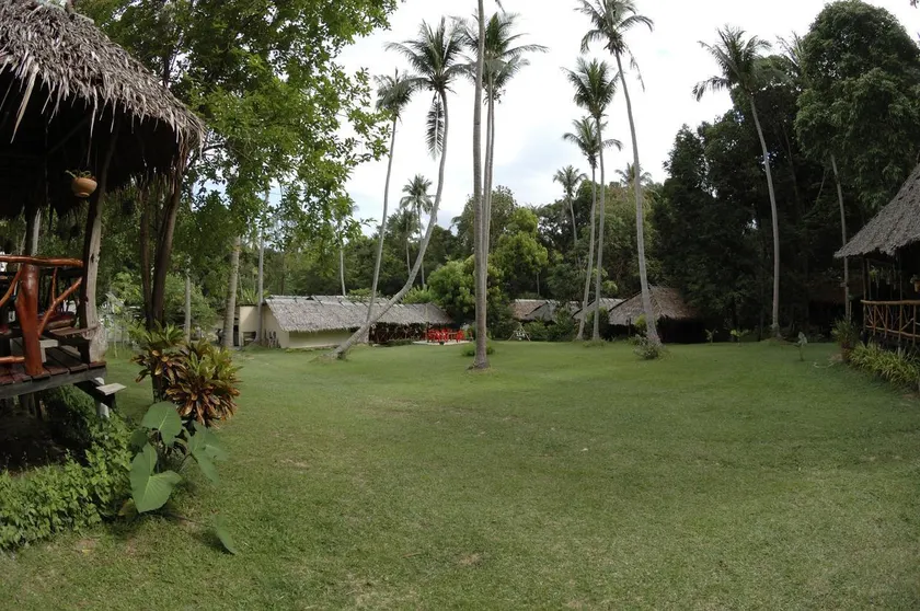 Paradise Lost Bungalows - Image 1