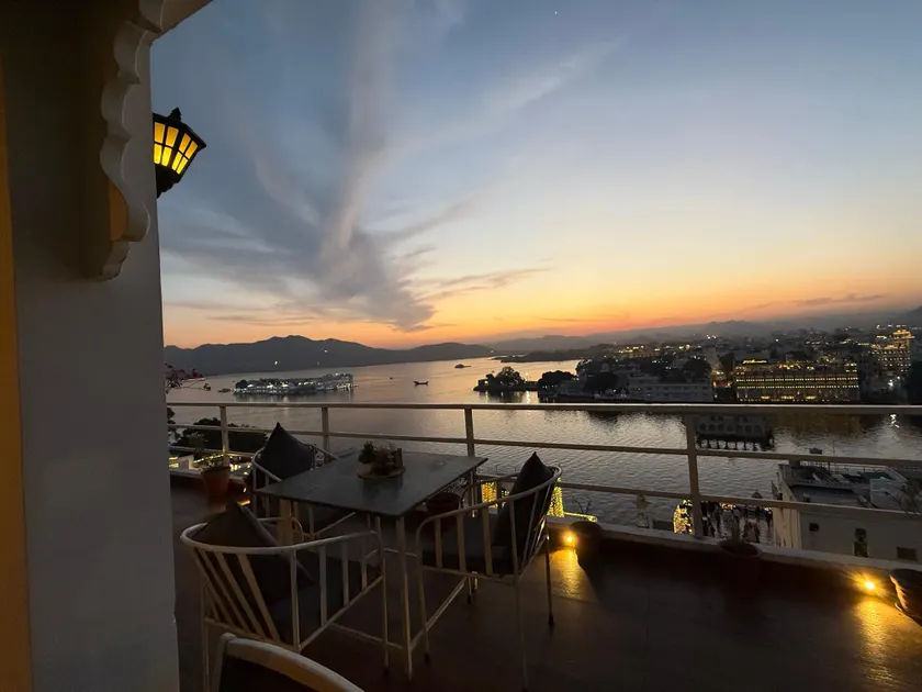 Peacock Guest House - Lake View Hotel In Udaipur - Image 1