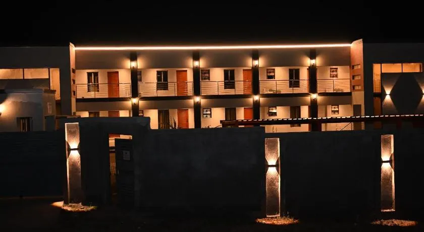 Gae Ga Monare Guest House - Image 1