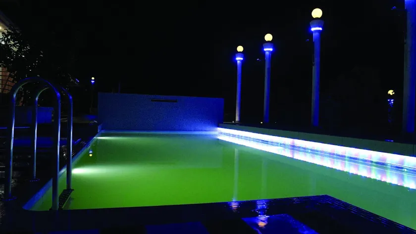 AppleLand City Athirapilly by Hotels Cart - Image 1