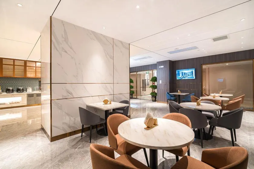 Baiyulan Hotel (Tianjin Beichen District Government Guoyuan South Road Subway Station) - Image 1