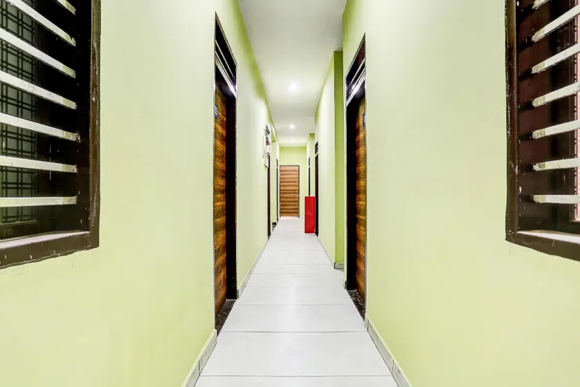 Hotel O H.R - Image 1
