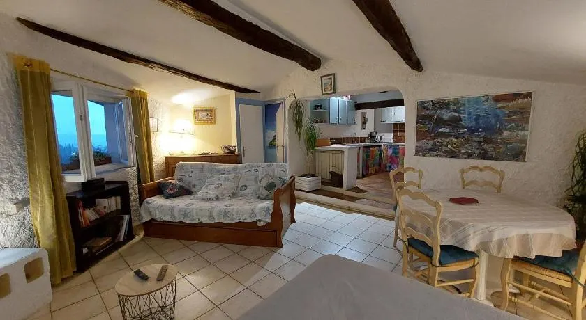 \"Provençalsk charme\", Lejligheds karakter, klassificeret 2 * - Image 1