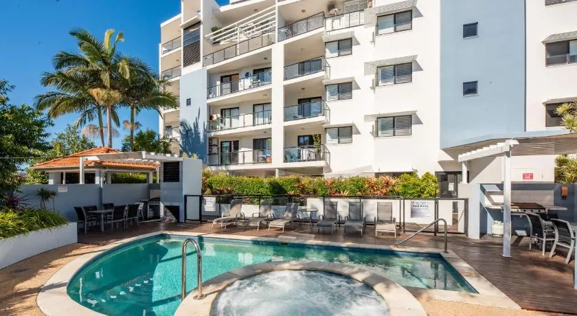 Mariners Unit 11 Kings Beach QLD - Image 1