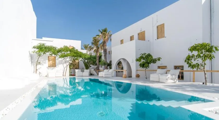 Santorini Crystal Blue Boutique Hotel - Image 1