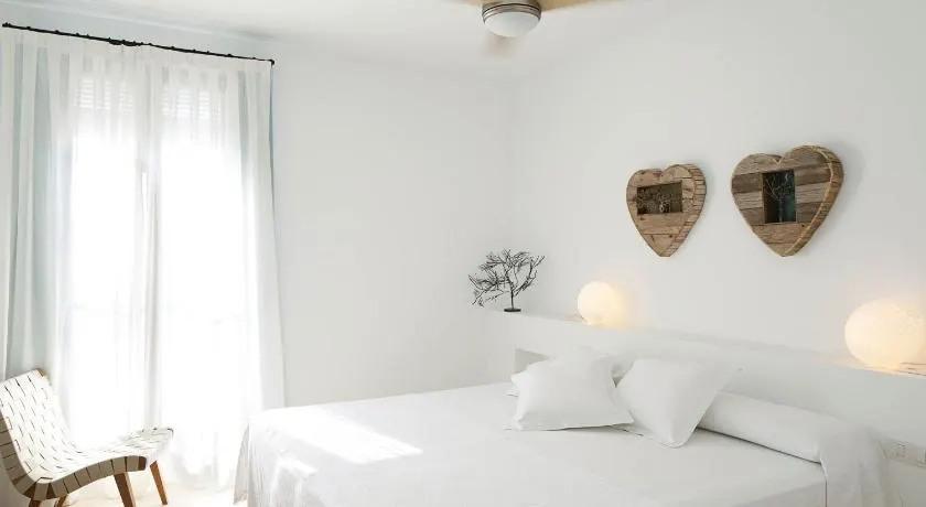 Hotel Es Marès - Image 1