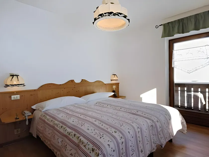 Albergo Vezzana - Image 1