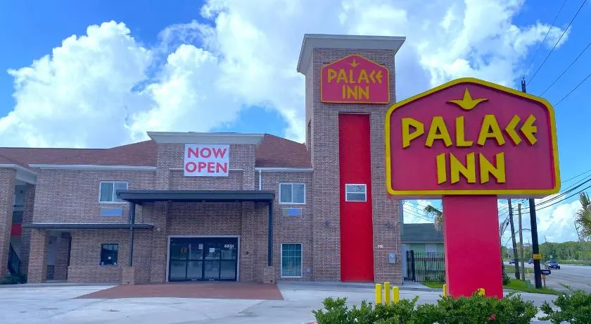 PALACEINN-ARCOLA - Image 1
