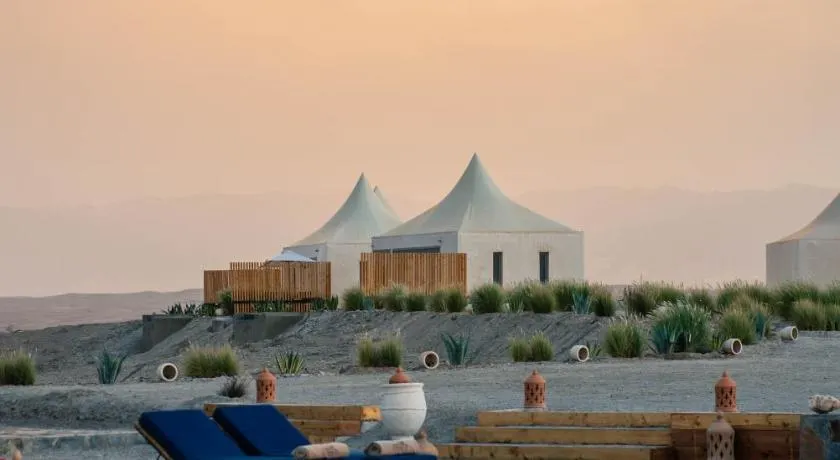 The seven saints - luxury camp - lodges & tents - desert activities - Image 1