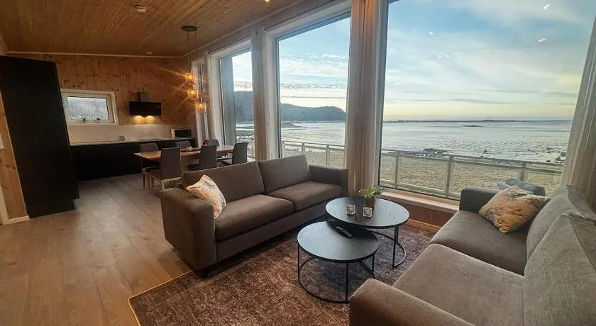 Unik og moderne microhytte med utsikt mot havet 40 A Otterlei Resort - Image 1