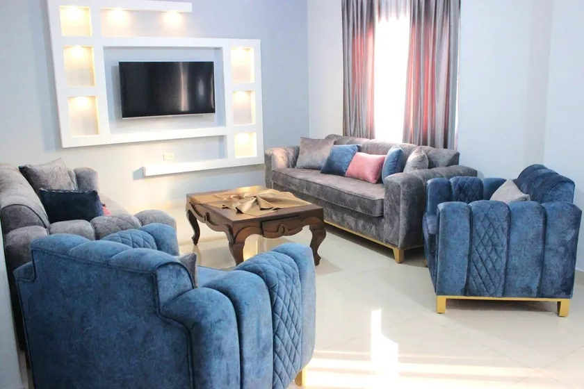 3-bedroom apartment near Corniche, 24/7electricity - Image 1