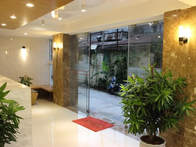 Oasis Home - Image 1