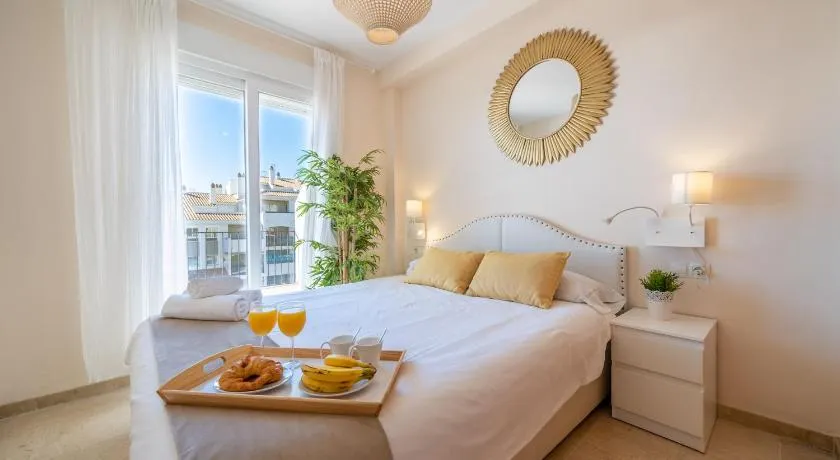 Apartamento con vistas al mar en Manilva Playa - Image 1