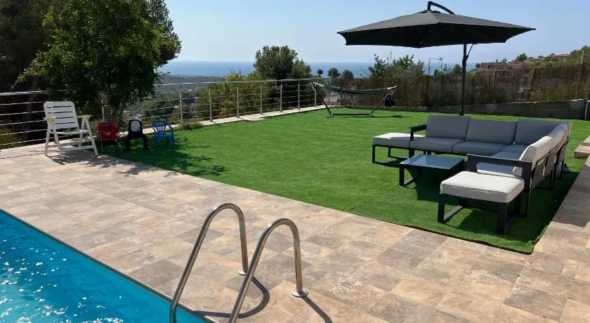 Maison de Rêve avec Piscine Privative et Vue sur Mer - Proche Barcelone et Port Aventura - Image 1