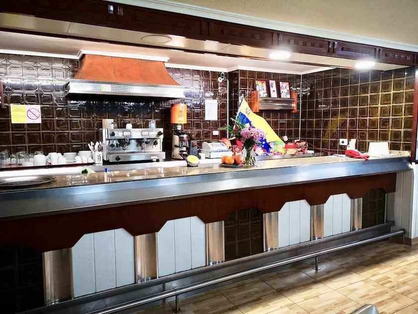 Hostal Louro - Image 1