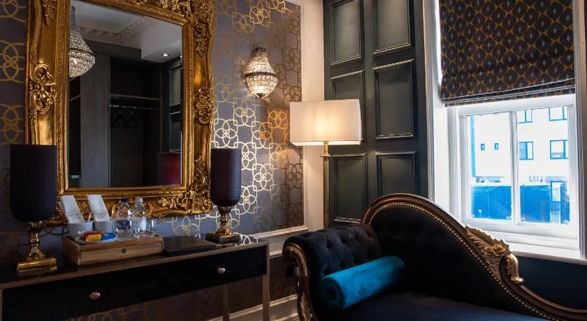 Domo Boutique Hotel - Image 1