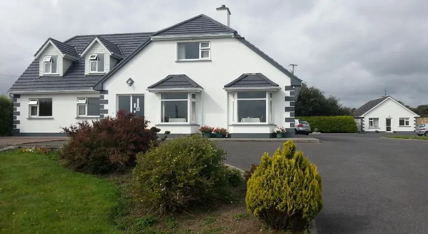 Aran View - Radharc Arainn B&B - Image 1
