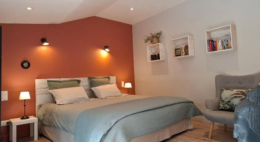 Shanti Home - Image 1