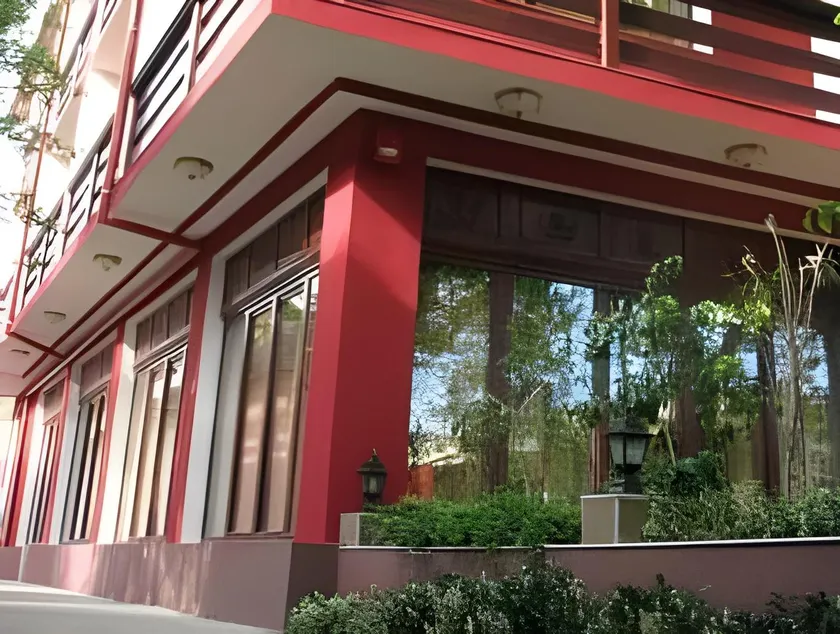 Hotel Ami - Image 1