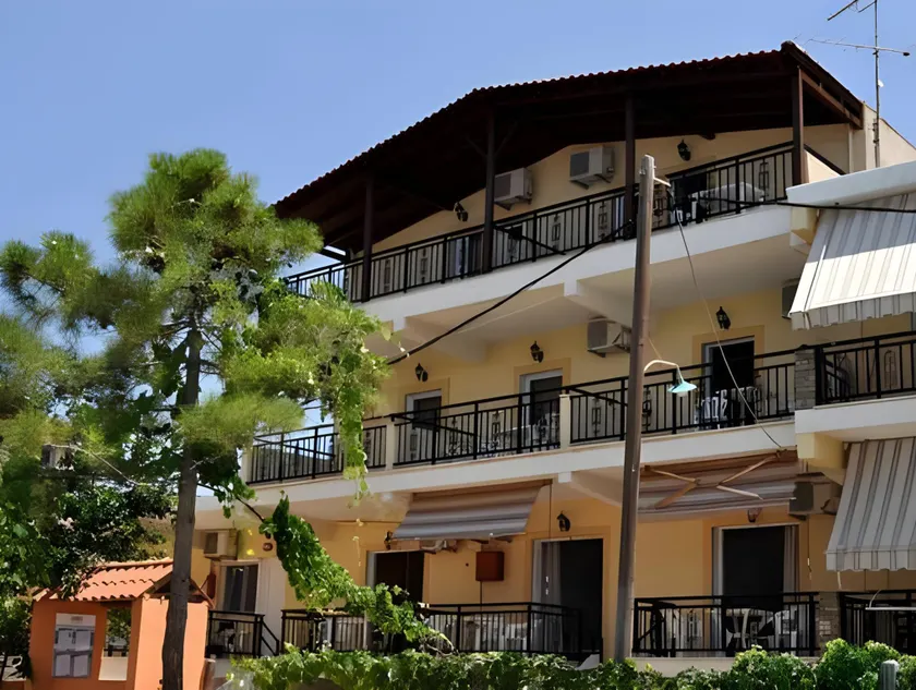 Konstantinos Beach 2 - Image 1