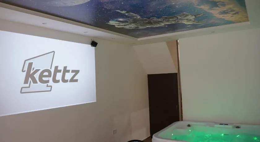 Jacuzzi Sensation - Image 1