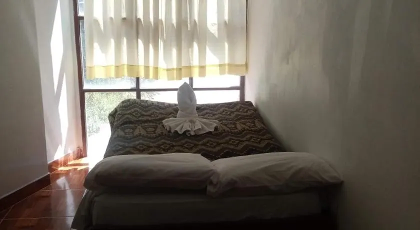 Hostal Aylluq Wasin Casa de Familia-Guest House, habitación Doble - Image 1