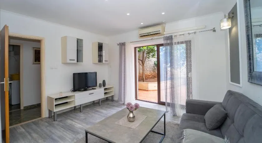 Apartment Barčot, Vela Luka, Korčula, Croatia - Image 1