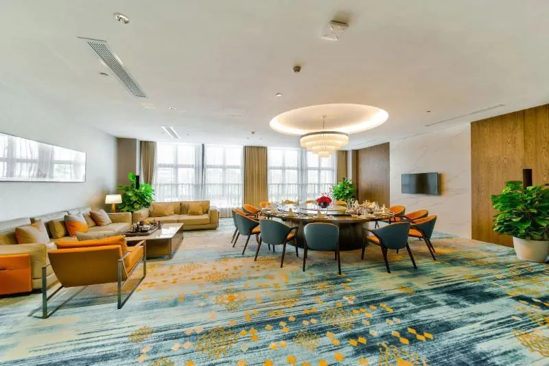 X-inn Chuang Inn - Image 1