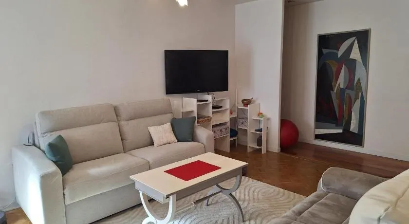 Appartement Central à Thonon - Image 1