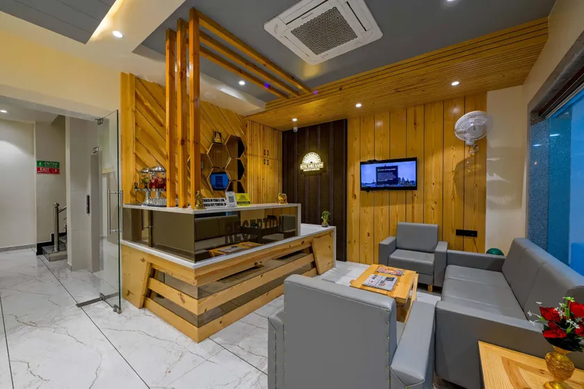 Hotel Shree Radhe - Image 1