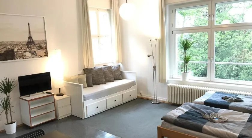 Ferienwohnungen und Apartmenthaus Halle Saale - Villa Mathilda - Image 1