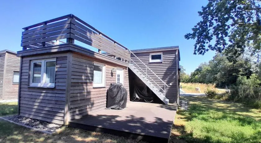 Tiny Haus C235 Wacholderdrossel - Image 1