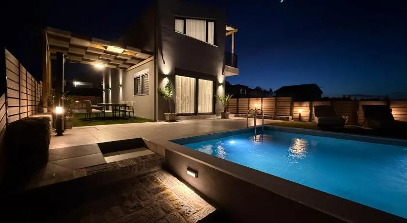 Villa Grand blue - Image 1