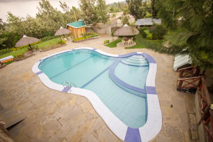 Dovenest Lodge - Image 1
