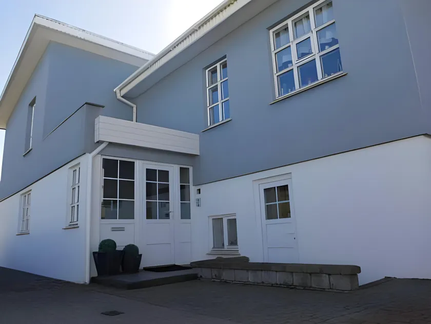 A. Bernhard Guest House - Image 1