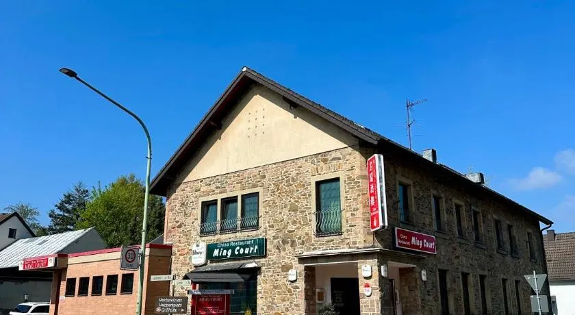 Hotel Restaurant Ming Court - Image 1