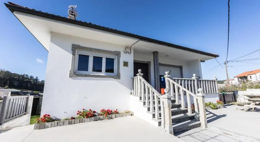 Apartamentos en Leis Muxia - Image 1