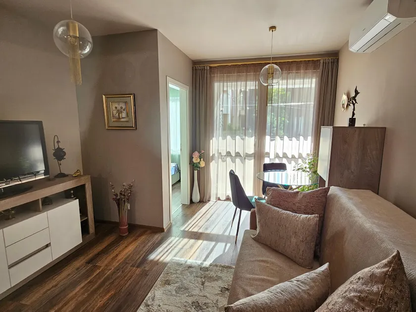 Bright Inn - Holiday & Business Apartment - Image 1