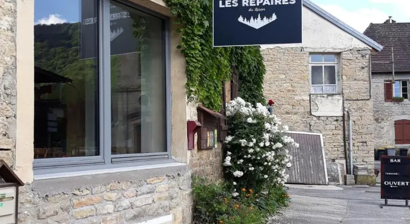 LES REPAIRES - Image 1