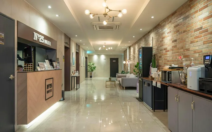 No 25 Hotel Ansan - Image 1