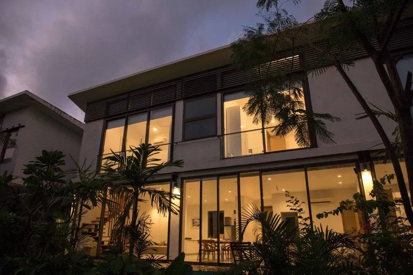 Sun Contemporary private pool villa in North Goa - Image 1