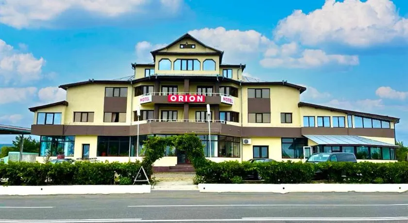 Motel Orion - Image 1