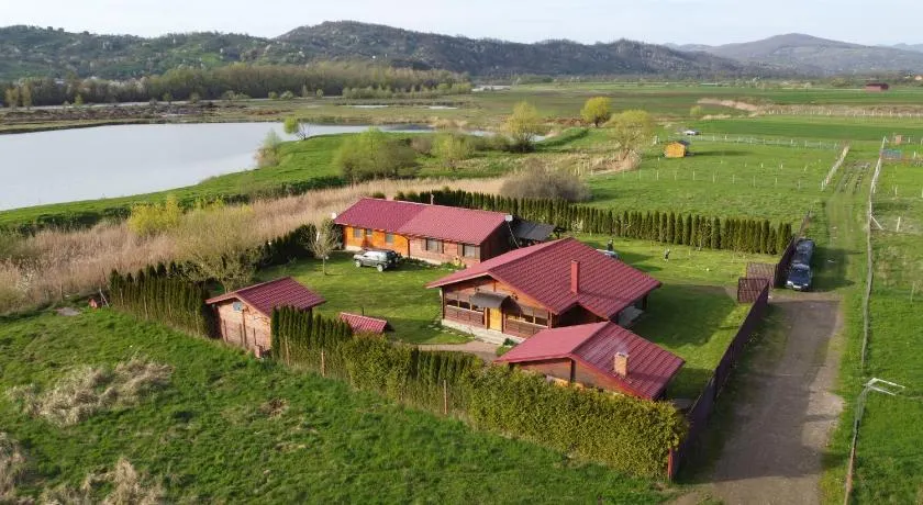 Casa de la Lac - Image 1
