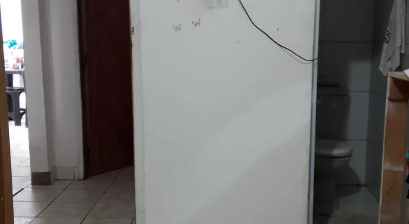Apartamento com dois olhos dois banheiros sendo uma suíte - Image 1