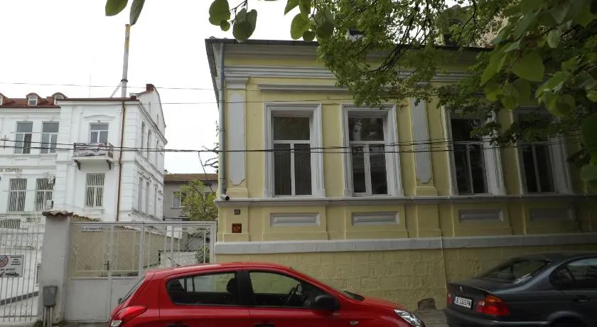 Hostel Rayska Yabalka - Image 1