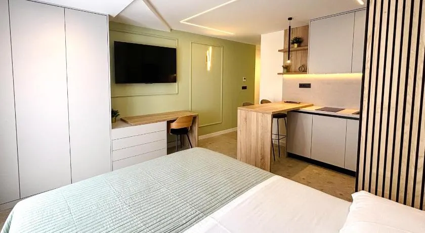 MARTHINIS Luxury Suites - Image 1