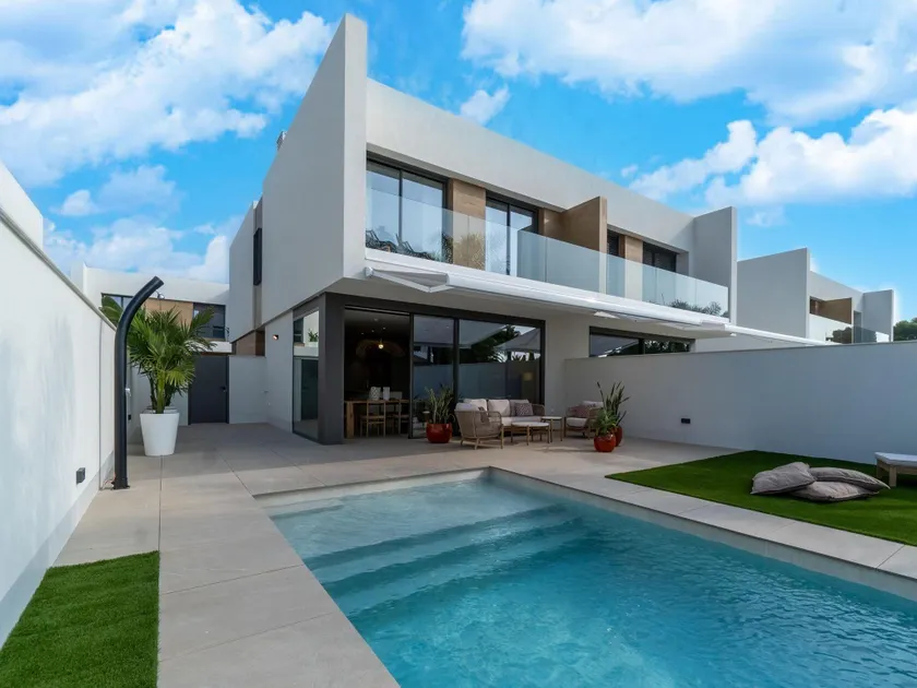 Sunny Villa by Platja Ardiaca - Image 1